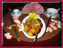 Gericht Nr. 48 Zarte Hähnchenfilets nach " Kung Pao - Art " mit Gemüse und Cashewnüssen ( leicht scharf ) 